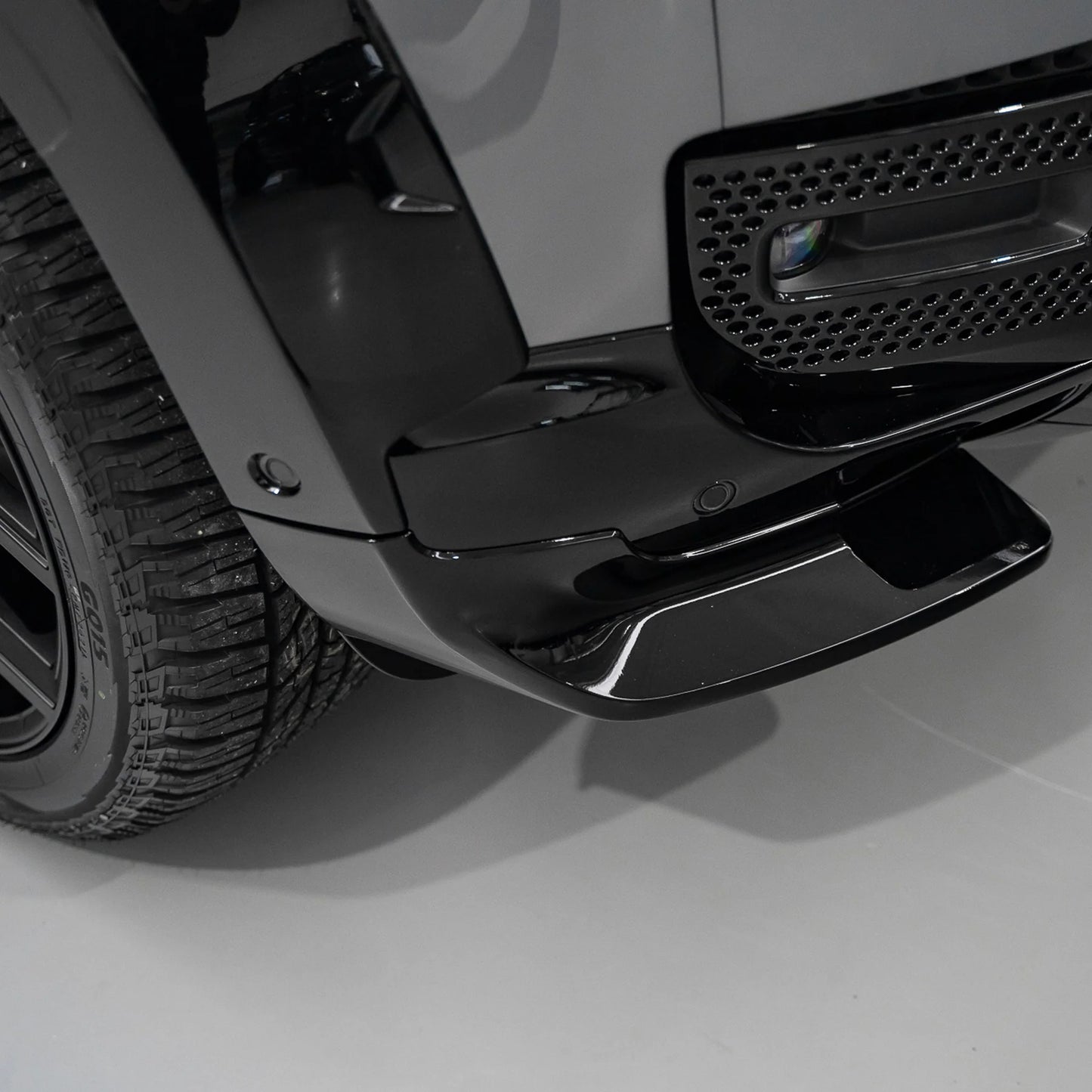 Defender Widetrack Front Bumper Canards