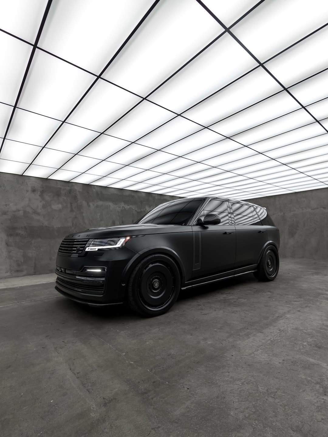 2025 Range Rover Full Size LWB Urban Widetrack