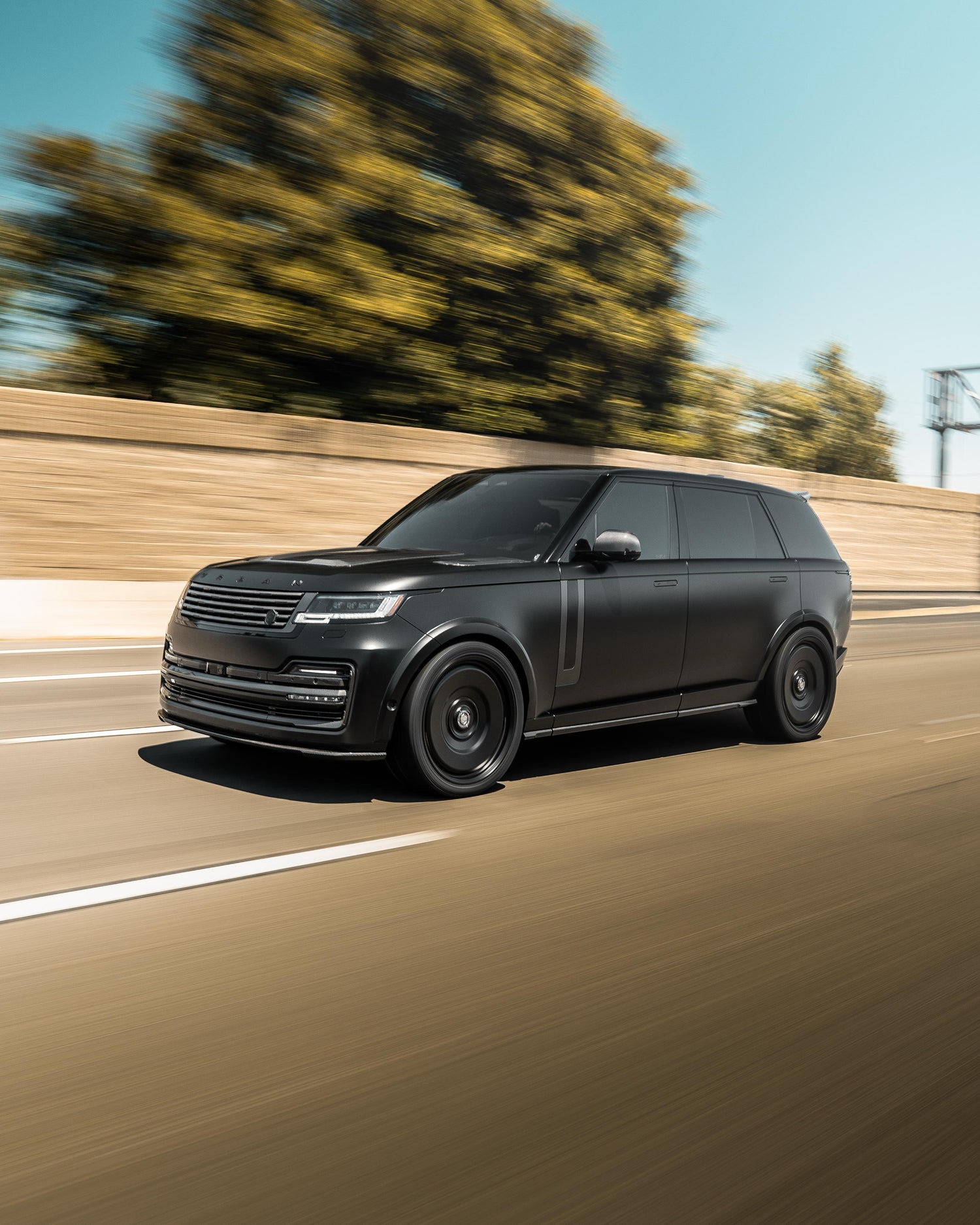Range Rover Full Size