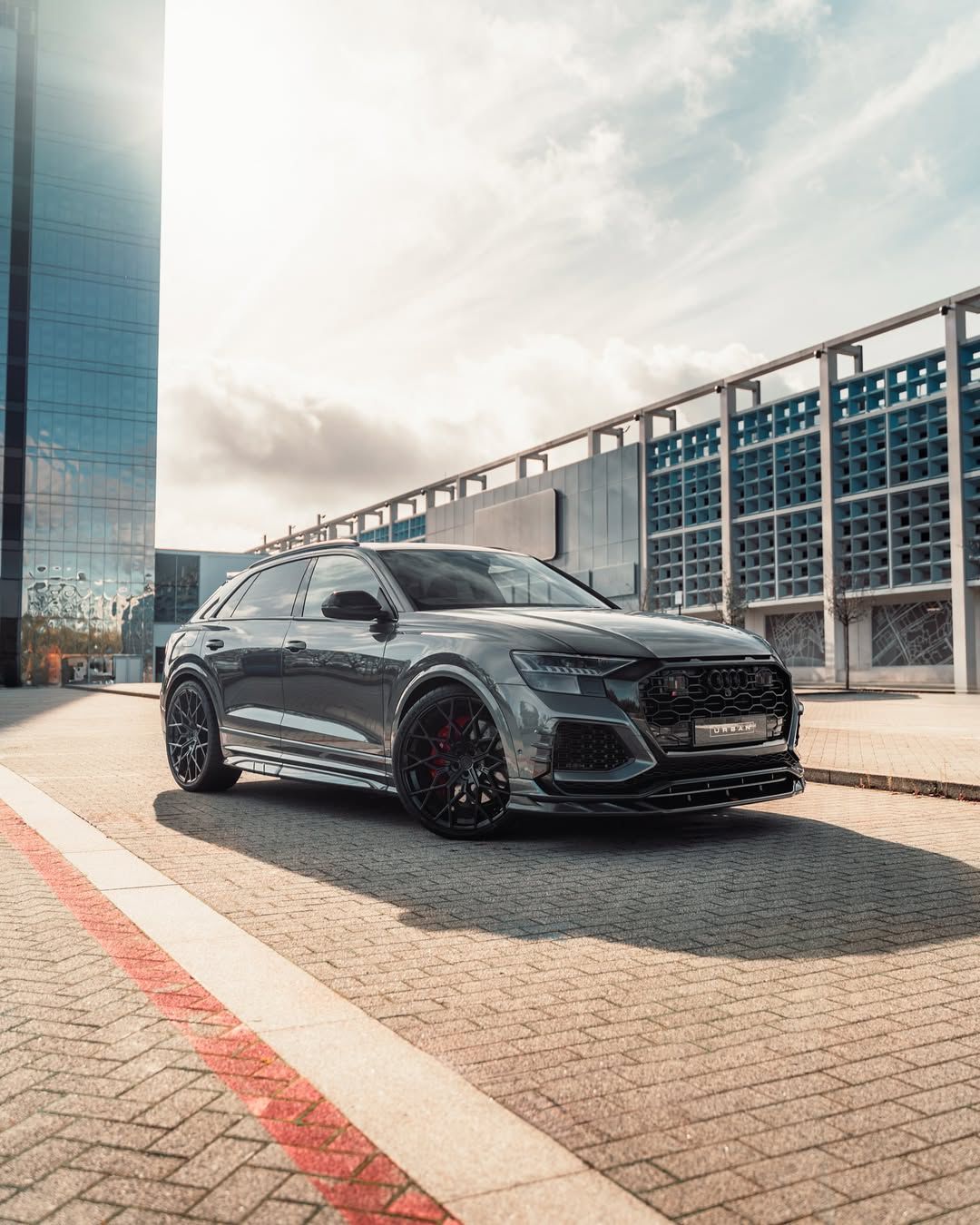 Audi RSQ8