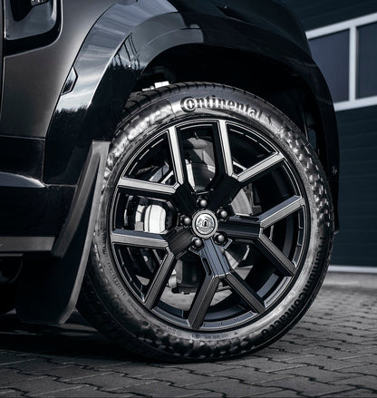 Defender 22" WX2 - Satin Black - Rear