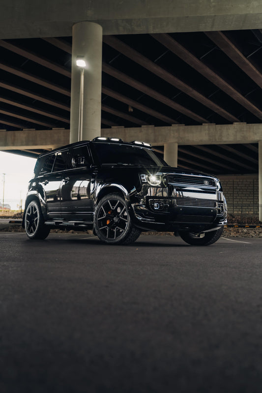 2024 Land Rover Defender V8 110 Urban Widetrack