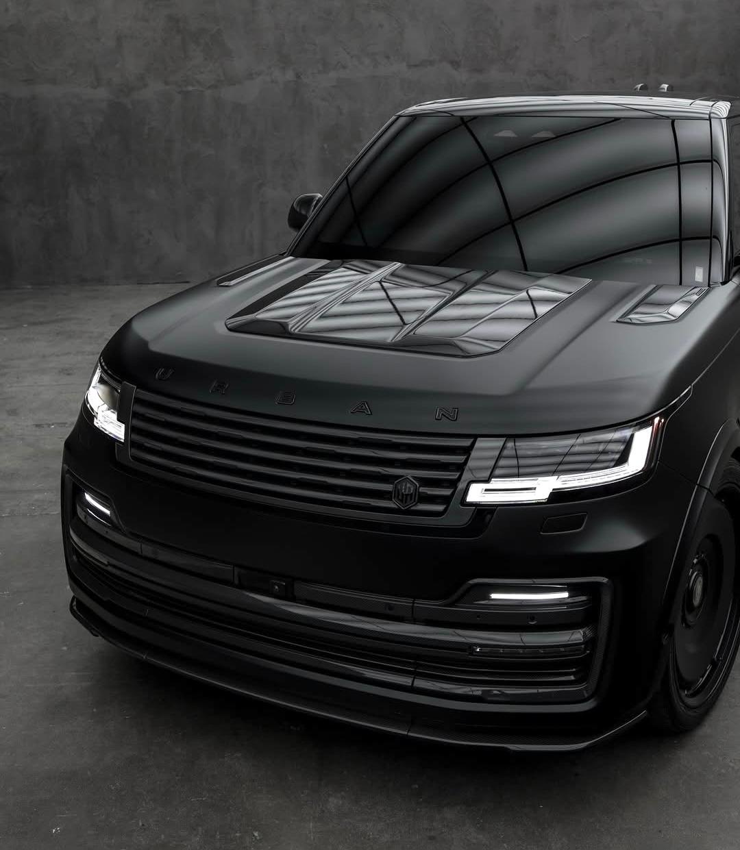 Range Rover L460 Semi-Visual Carbon Fiber Powerdome Bonnet