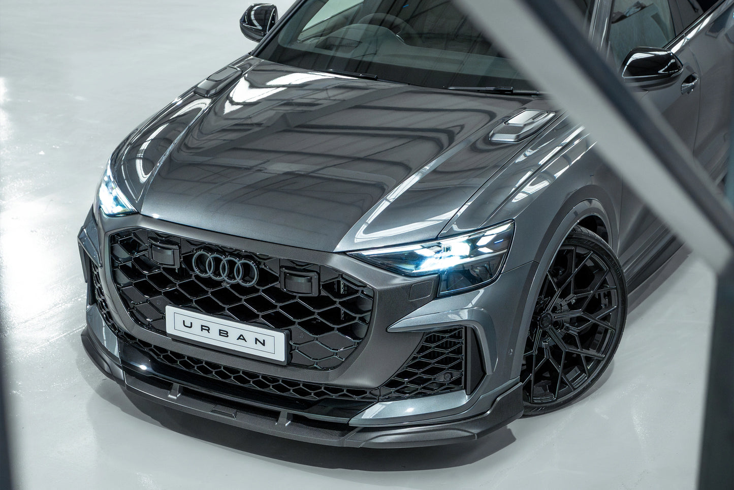 Audi RSQ8 2025+ Visual Carbon Fiber Aero Kit